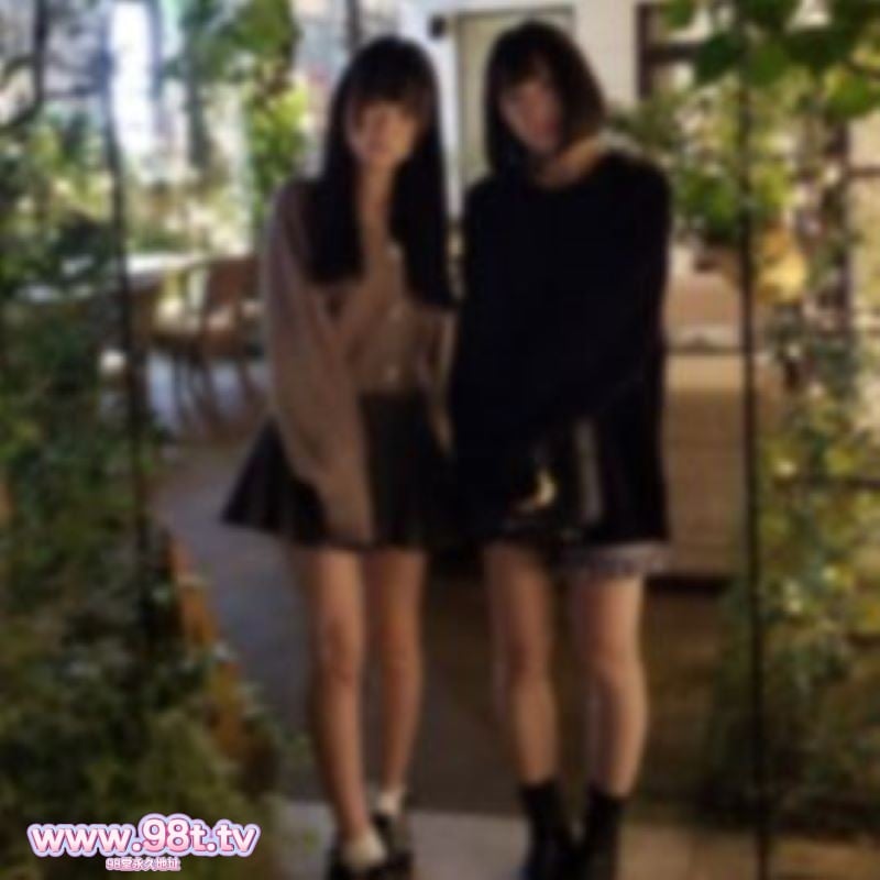 FC2PPV-4569469-【完全顔出し・乱交】【中出し】前回の3pで一人にしか中出ししてなくて不公平